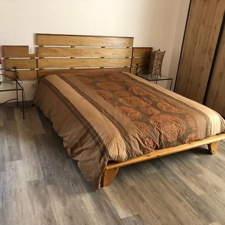 Chambre chez 1 chez l habitant Loriol-sur-Drome Esterno foto